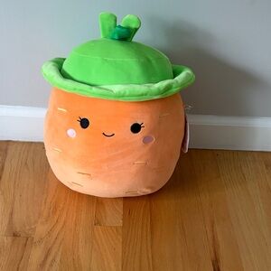 Squishmallow Carrot - Caroleena NWT